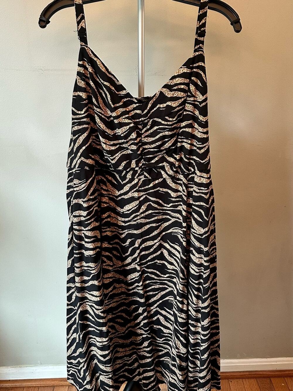 Torrid Black Cream Zebra Print Midi Slip Dress V-Neck Plus Size 3 3X Like New